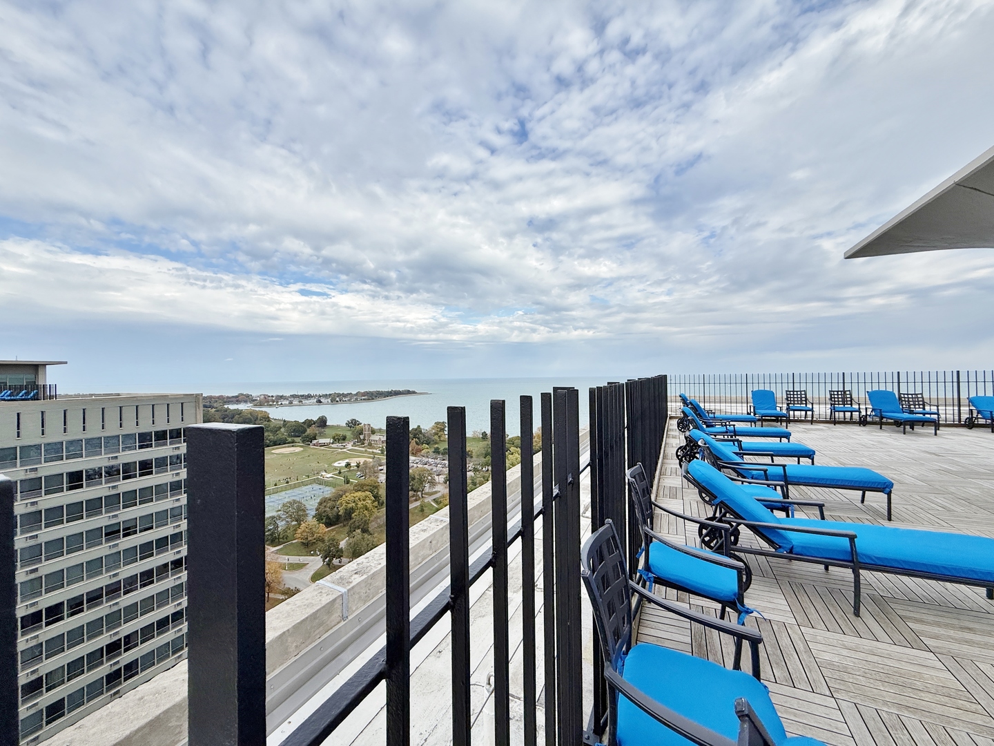 3550 N Lake Shore Drive #610, Chicago, IL 60657