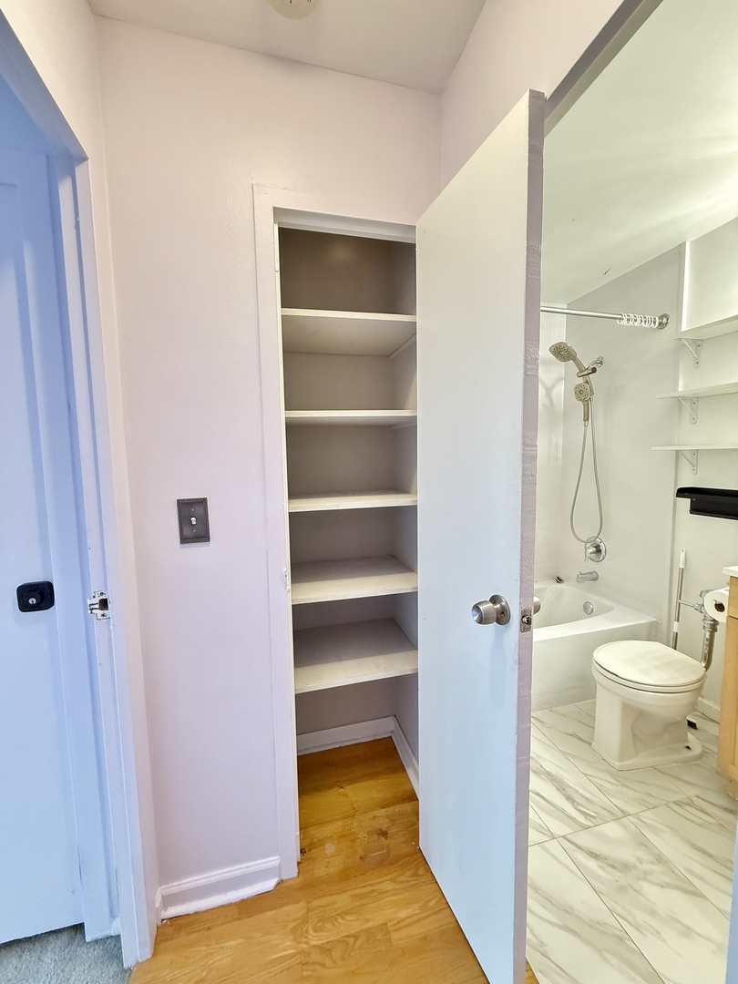 3550 N Lake Shore Drive #610, Chicago, IL 60657