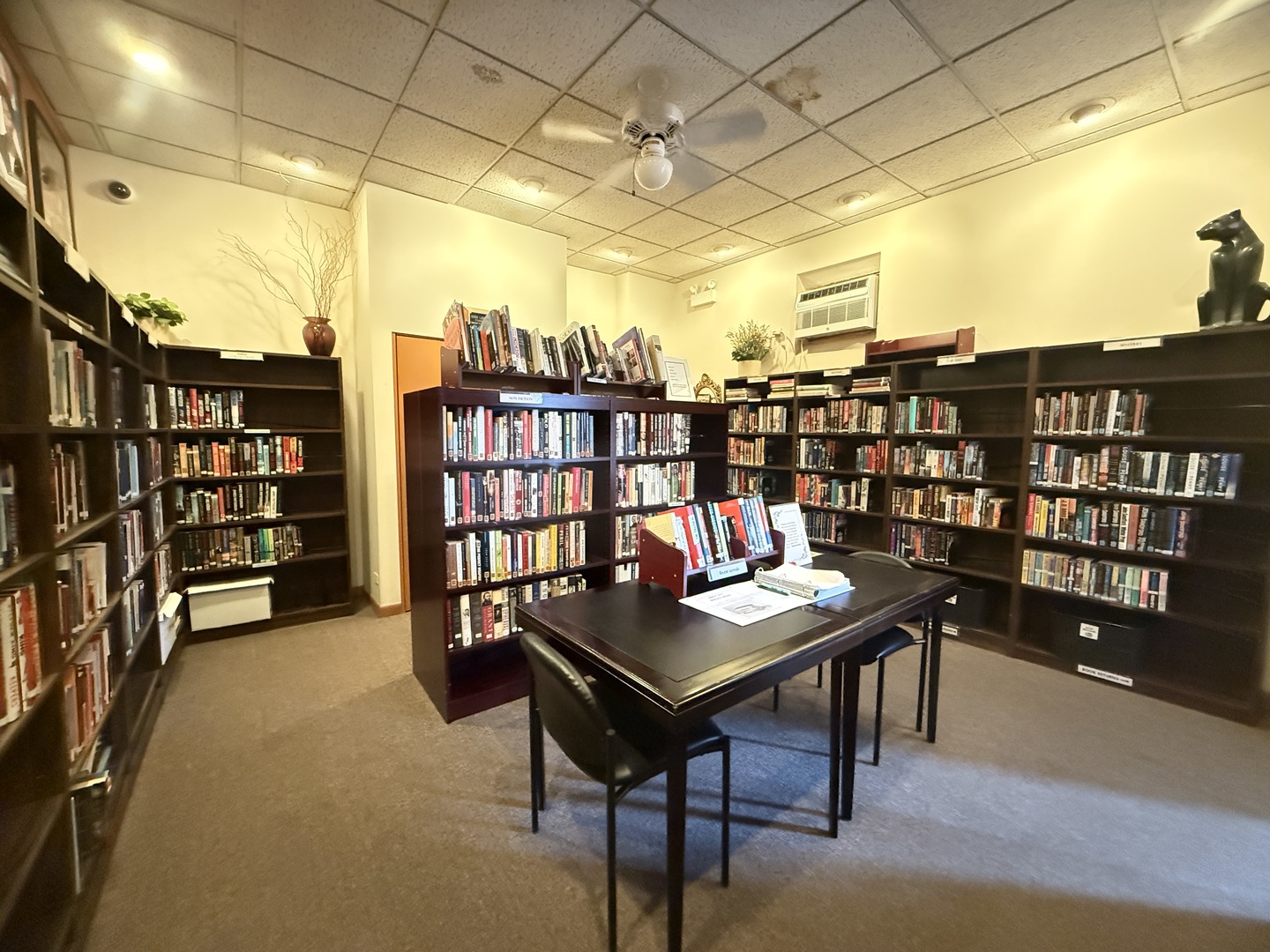 3550 N Lake Shore Drive #610, Chicago, IL 60657