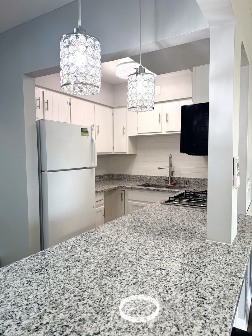 1415 W PRATT Boulevard #407, Chicago, IL 60626