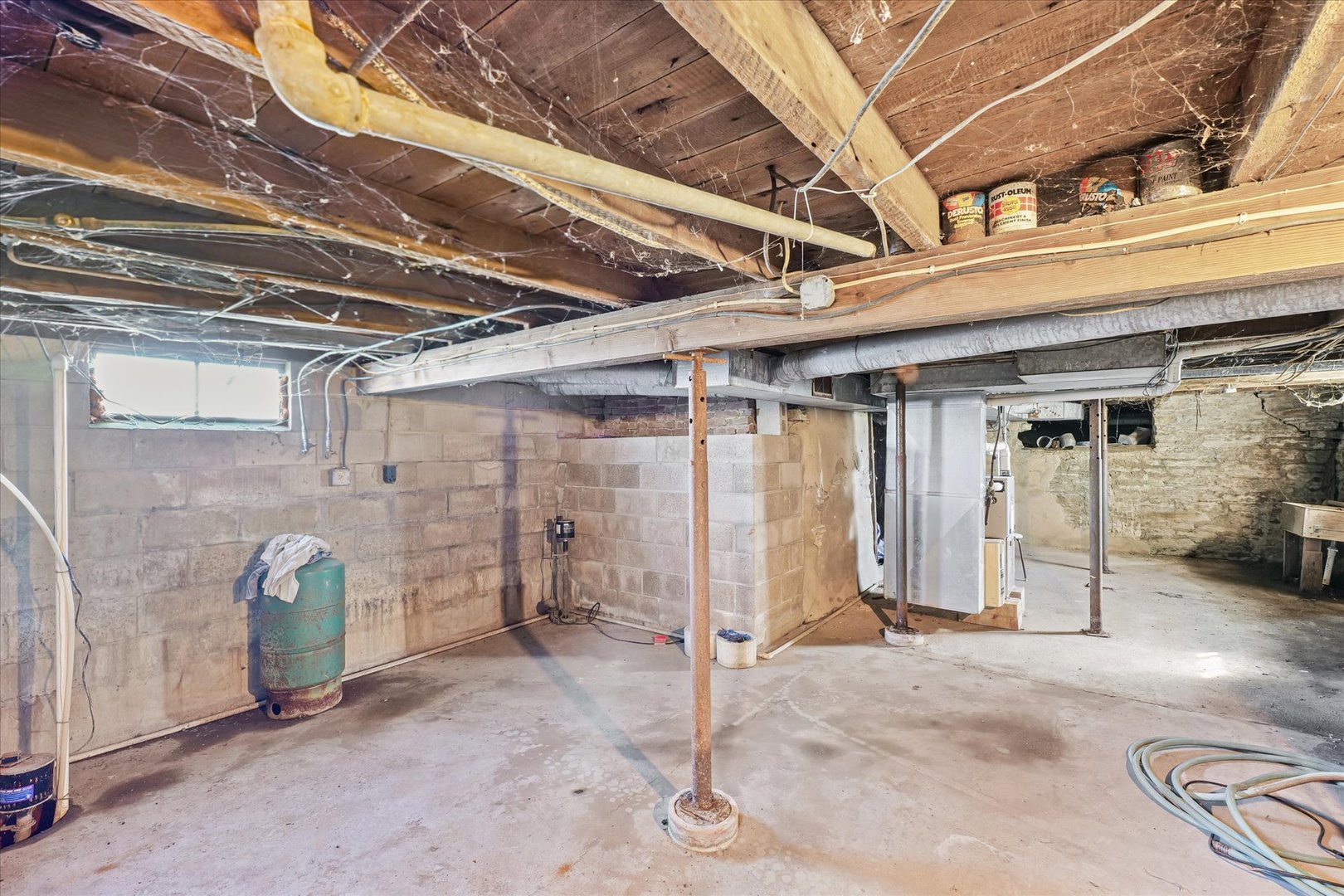 139 N 1500E Road, Paxton, IL 60957