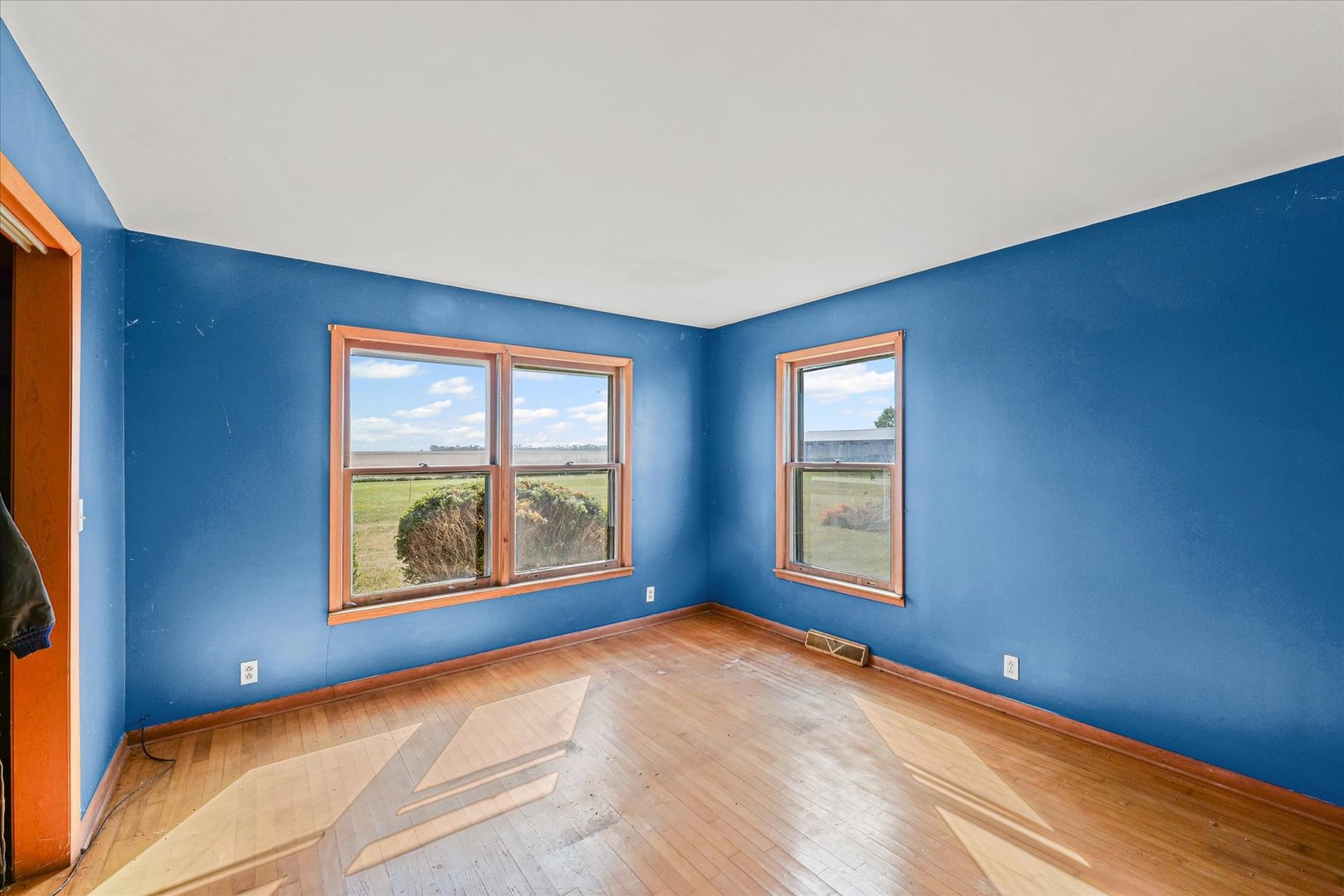 139 N 1500E Road, Paxton, IL 60957