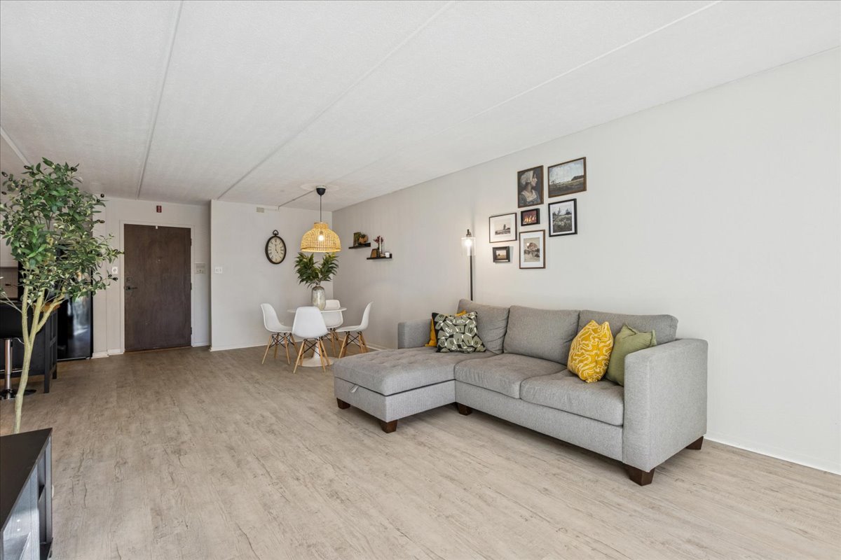 Downers Grove, IL 60515