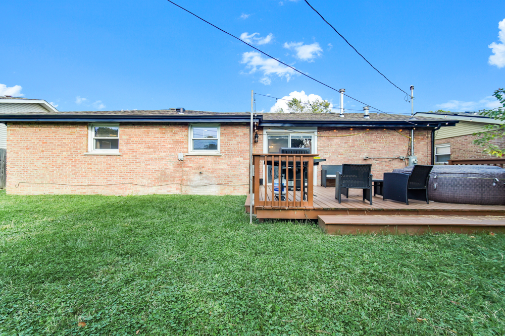 16416 Harold Street, Oak Forest, IL 60452