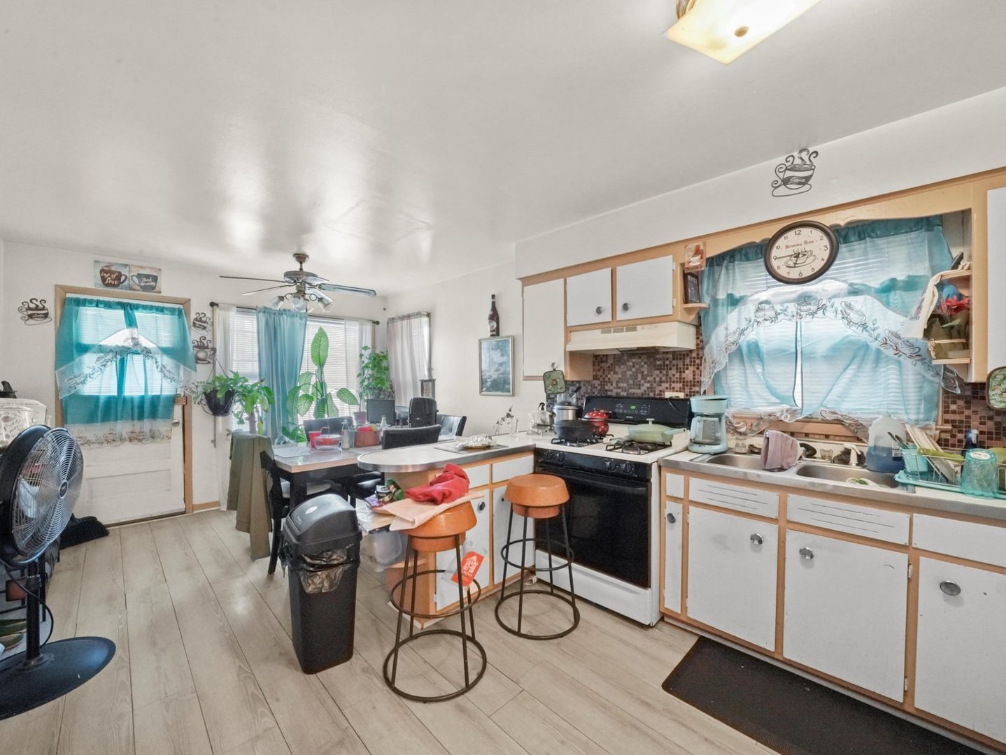 14616 Loomis Avenue, Harvey, IL 60426