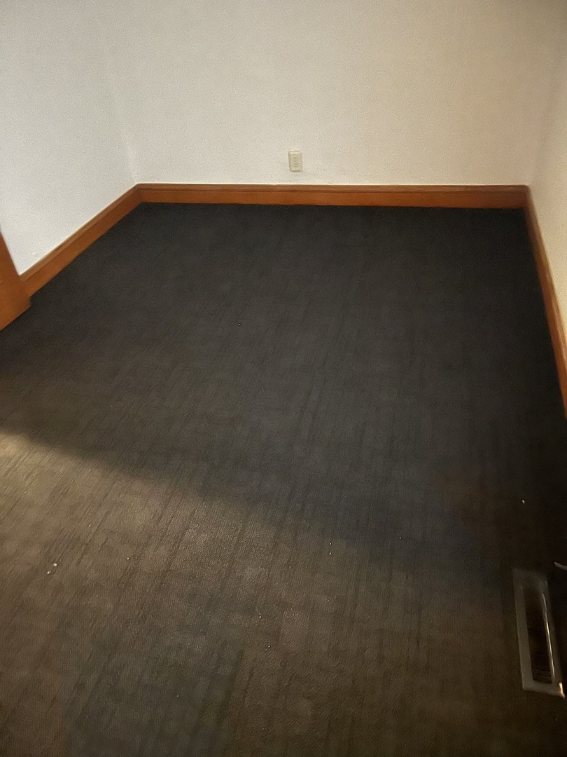 6837 S MAPLEWOOD Street #1R, Chicago, IL 60629