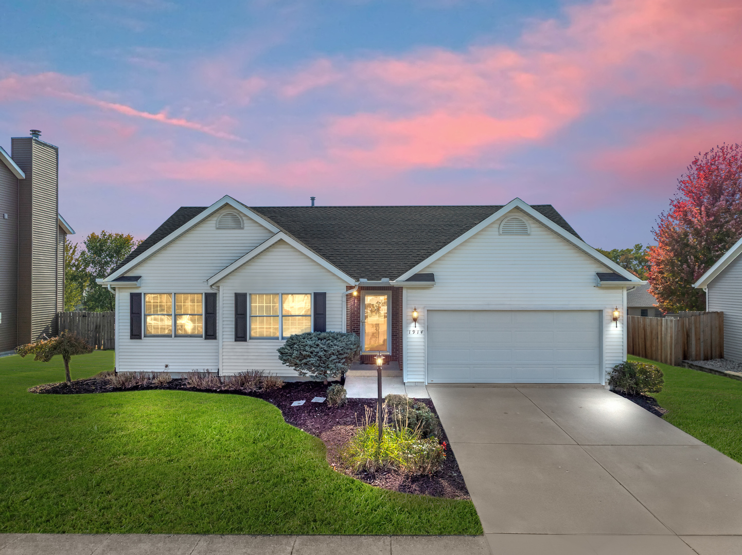 1914 Cobblestone, Washington, IL 61571