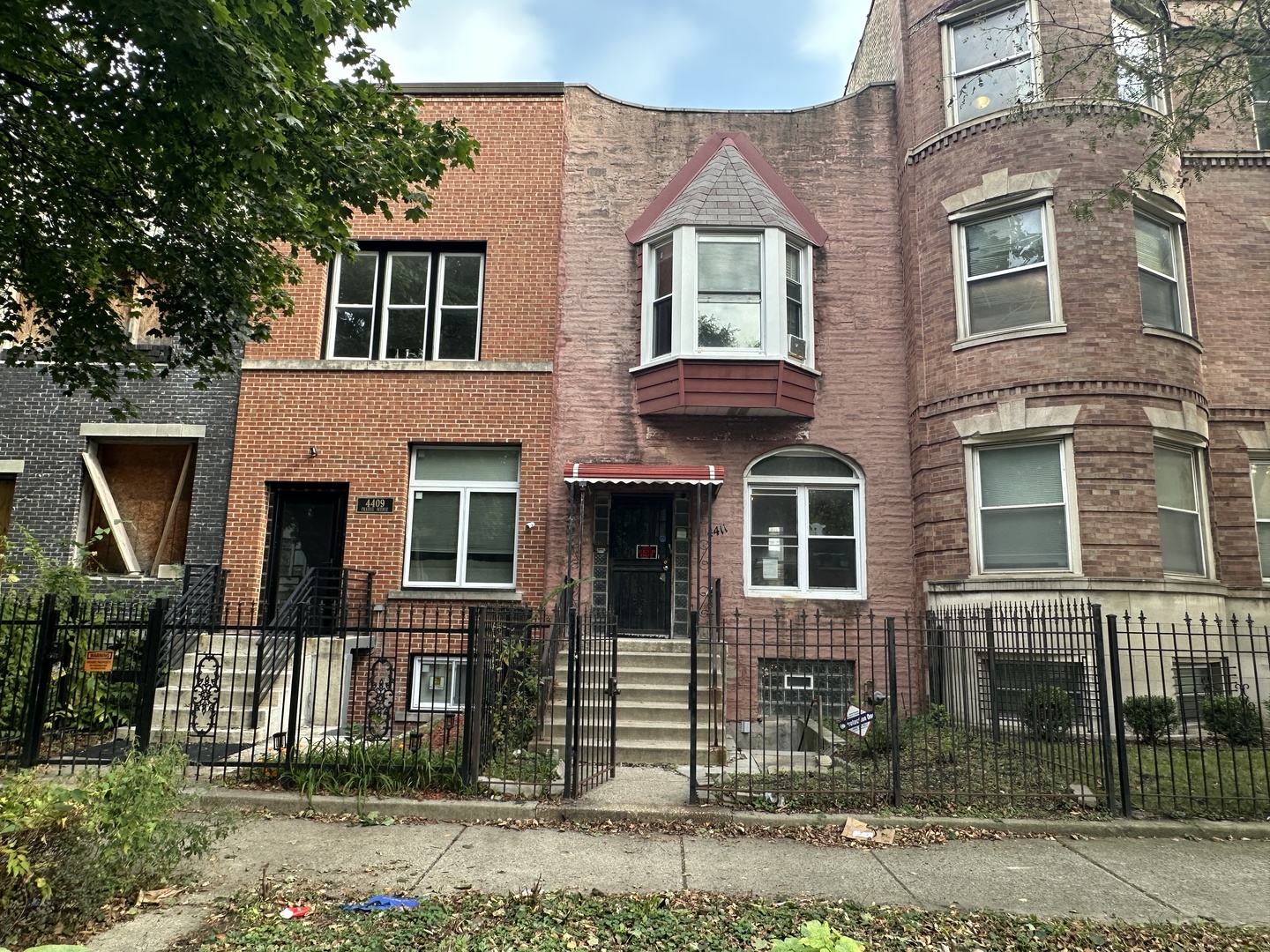 4411 S Prairie Avenue, Chicago, IL 60653