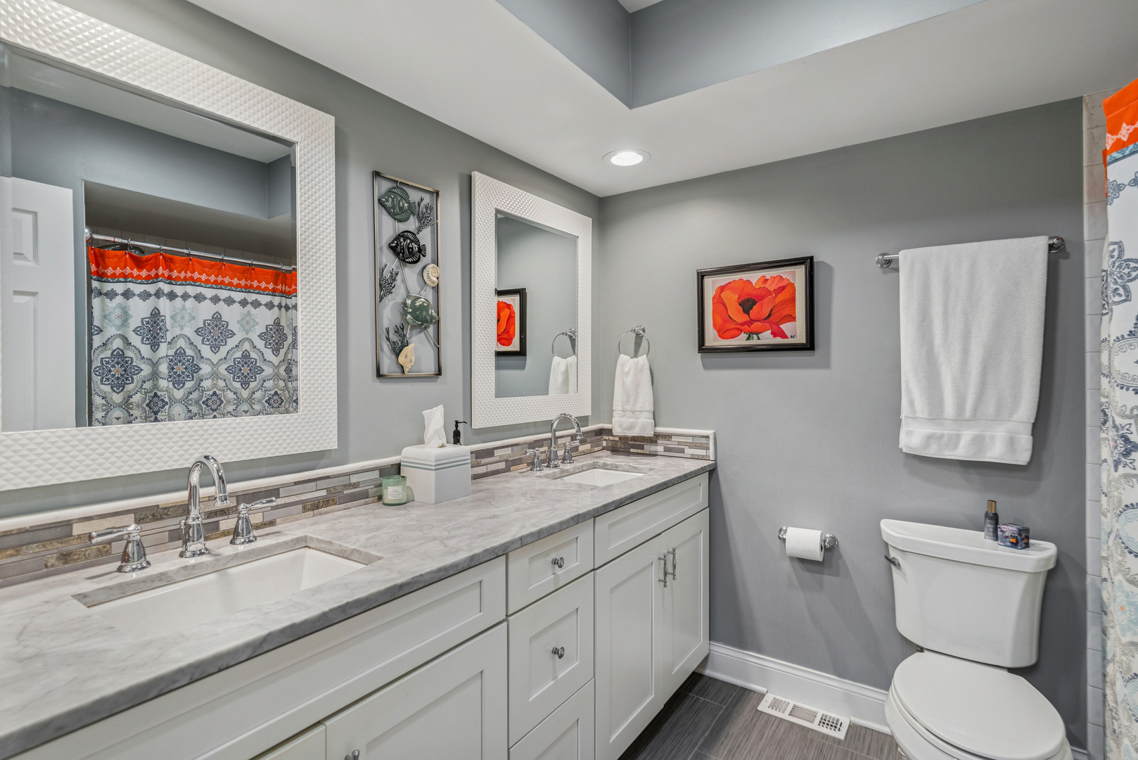 1206 Gulfstream Parkway, Libertyville, IL 60048