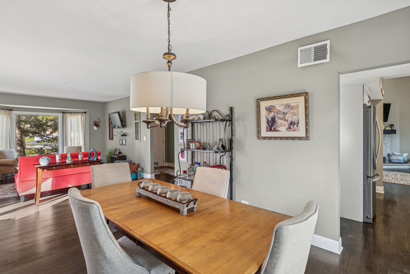 1206 Gulfstream Parkway, Libertyville, IL 60048