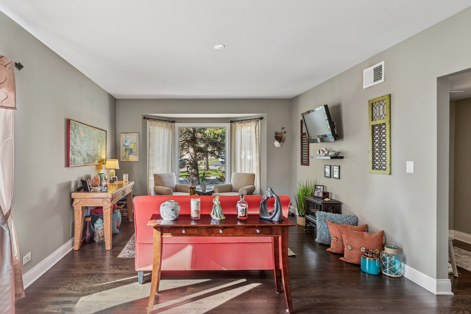 1206 Gulfstream Parkway, Libertyville, IL 60048