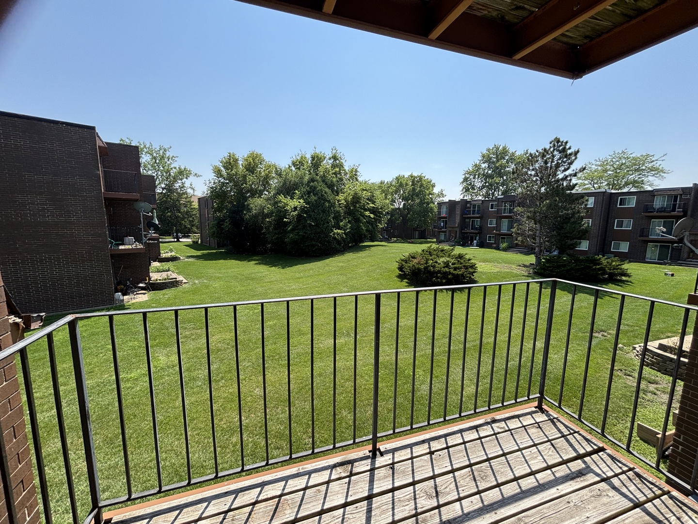 701 spruce Court #4, Vernon Hills, IL 60061