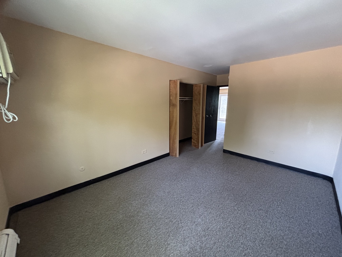 701 spruce Court #4, Vernon Hills, IL 60061