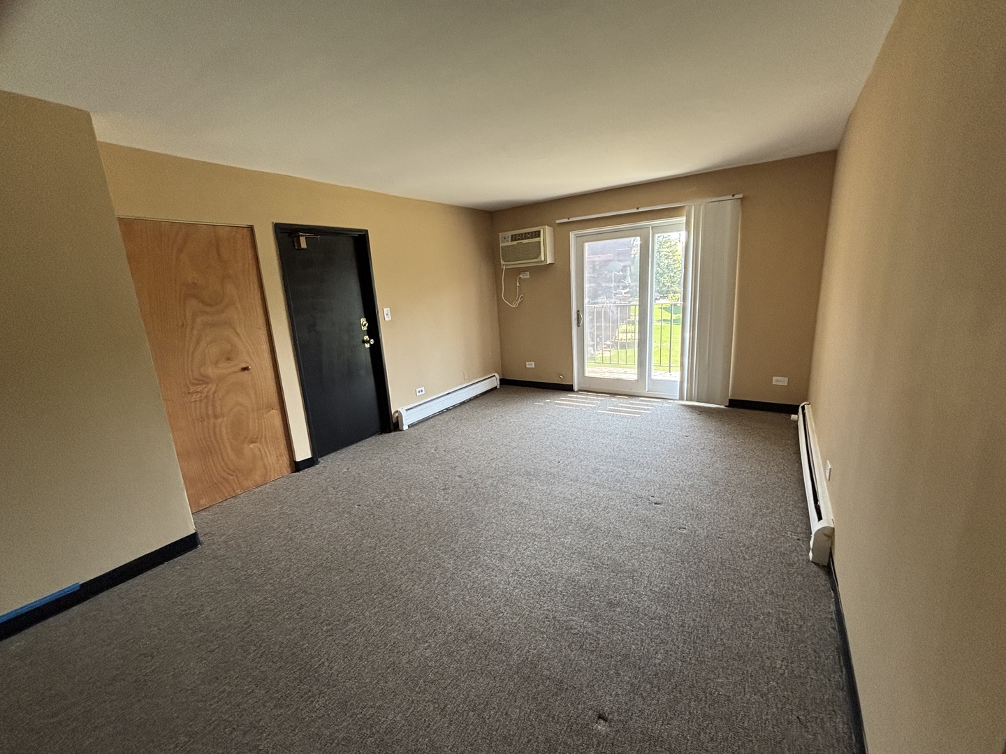 701 spruce Court #4, Vernon Hills, IL 60061