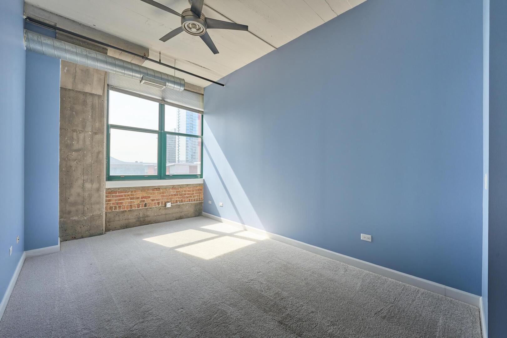 221 E Cullerton Street #617, Chicago, IL 60616
