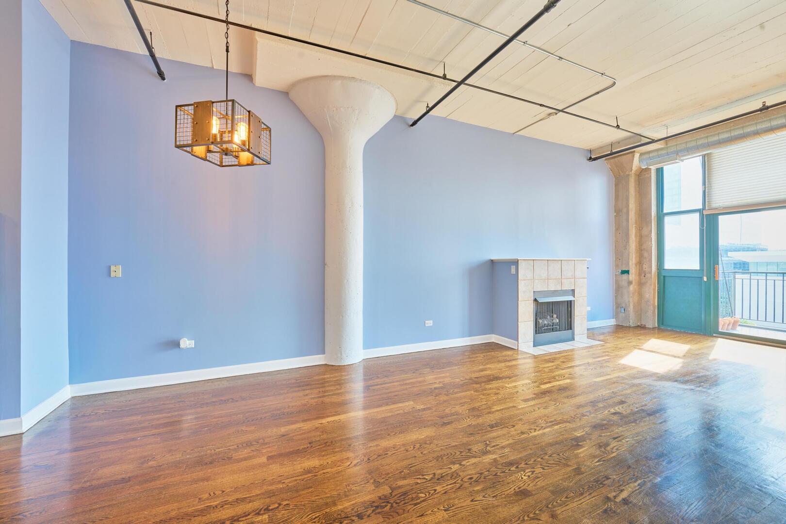 221 E Cullerton Street #617, Chicago, IL 60616