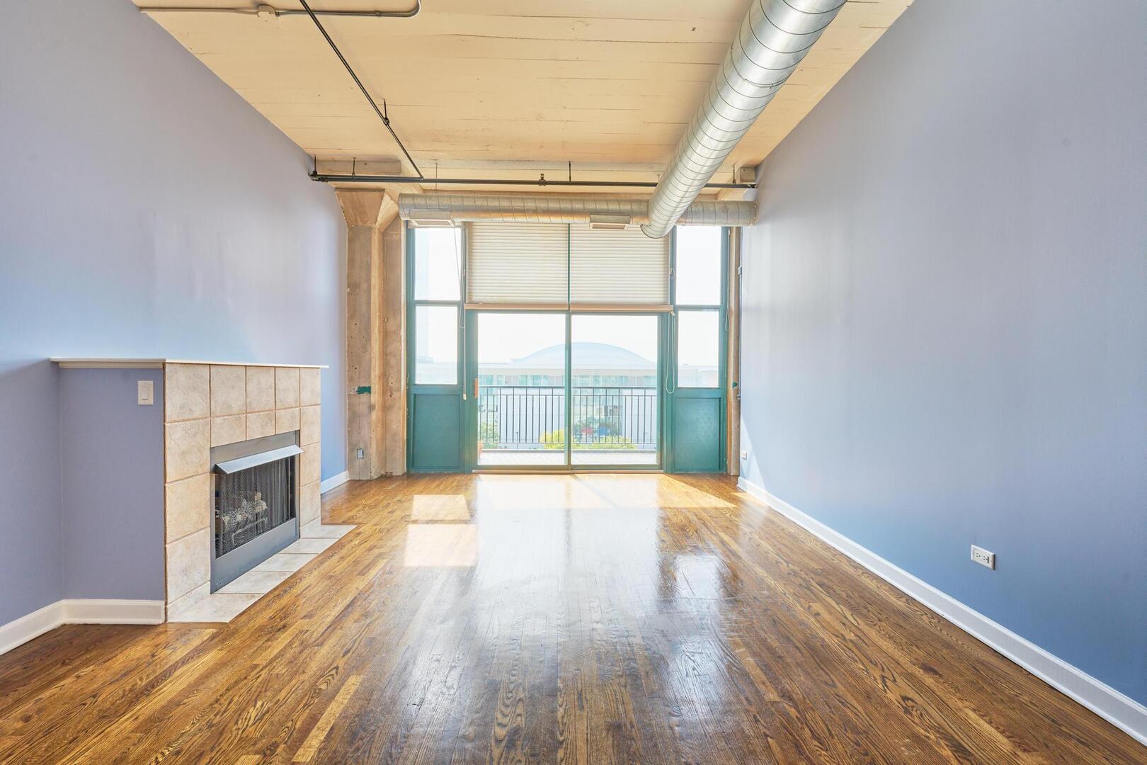 221 E Cullerton Street #617, Chicago, IL 60616