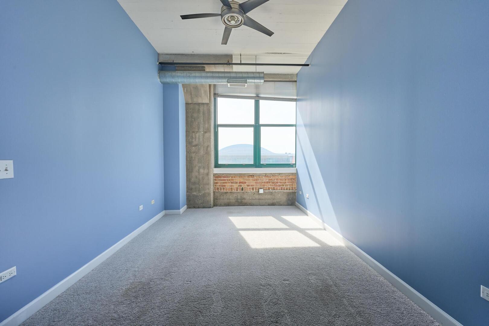 221 E Cullerton Street #617, Chicago, IL 60616