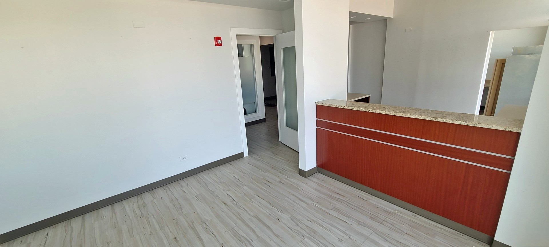 26W285 Geneva Road, Winfield, IL 60190