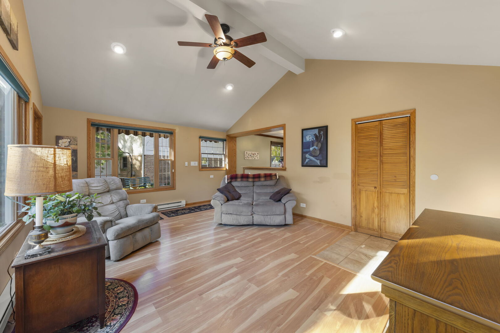 17601 Lincoln Avenue, Homewood, IL 60430