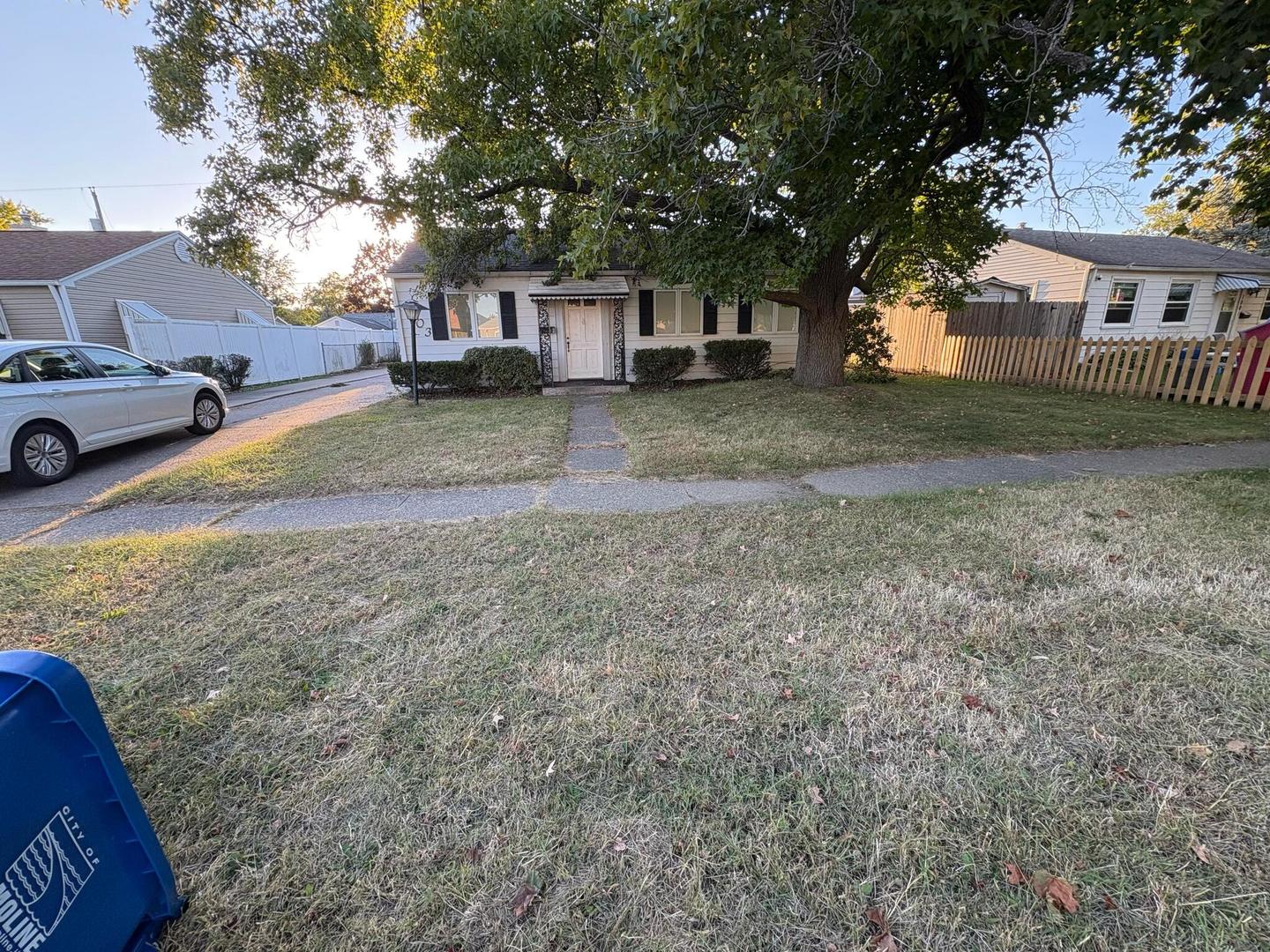 1003 41 Street, Moline, IL 61625