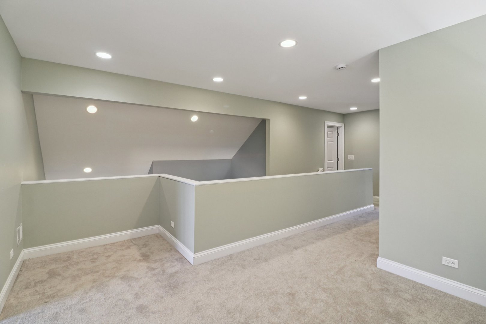 40418 N South Newport Drive, Antioch, IL 60002
