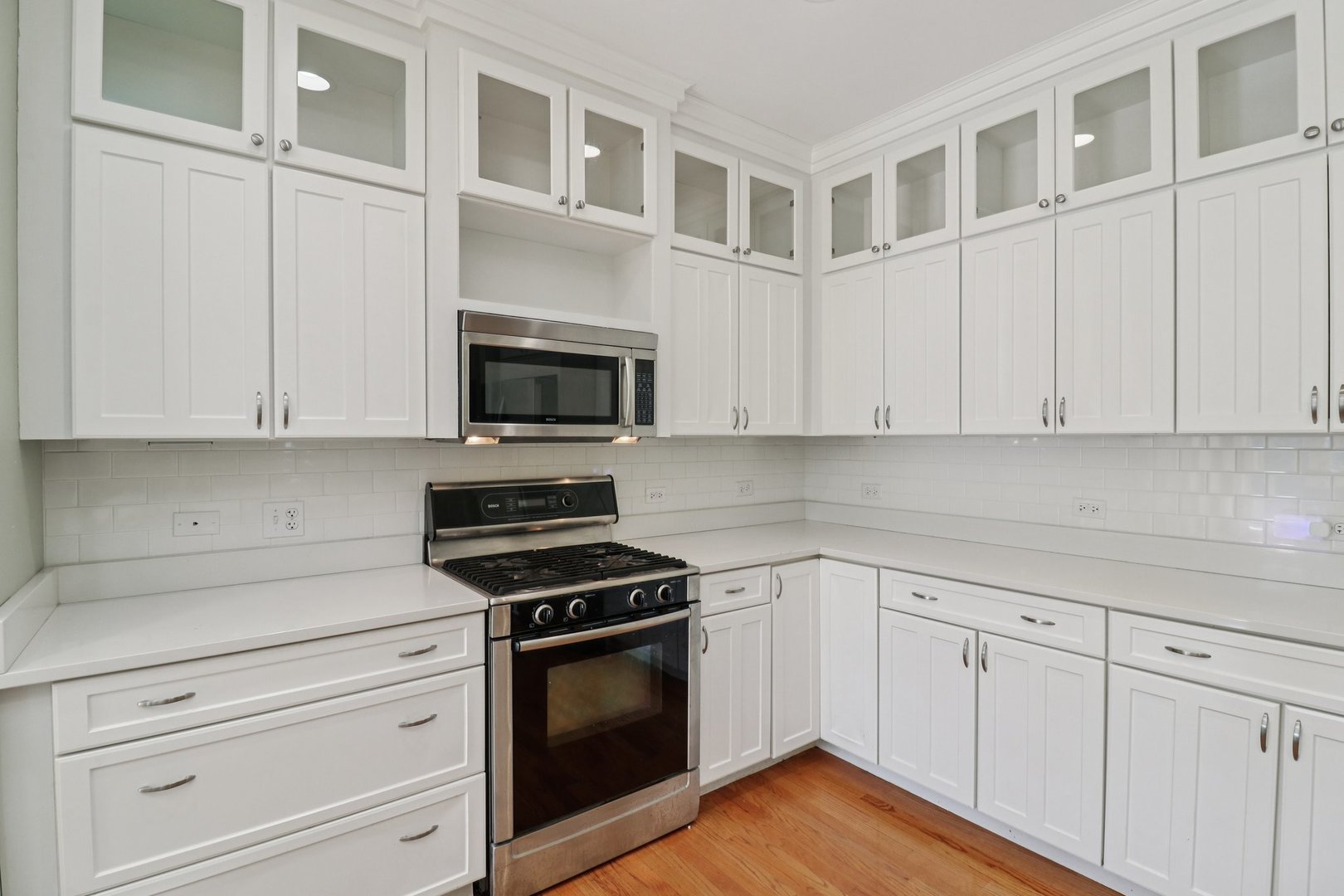40418 N South Newport Drive, Antioch, IL 60002