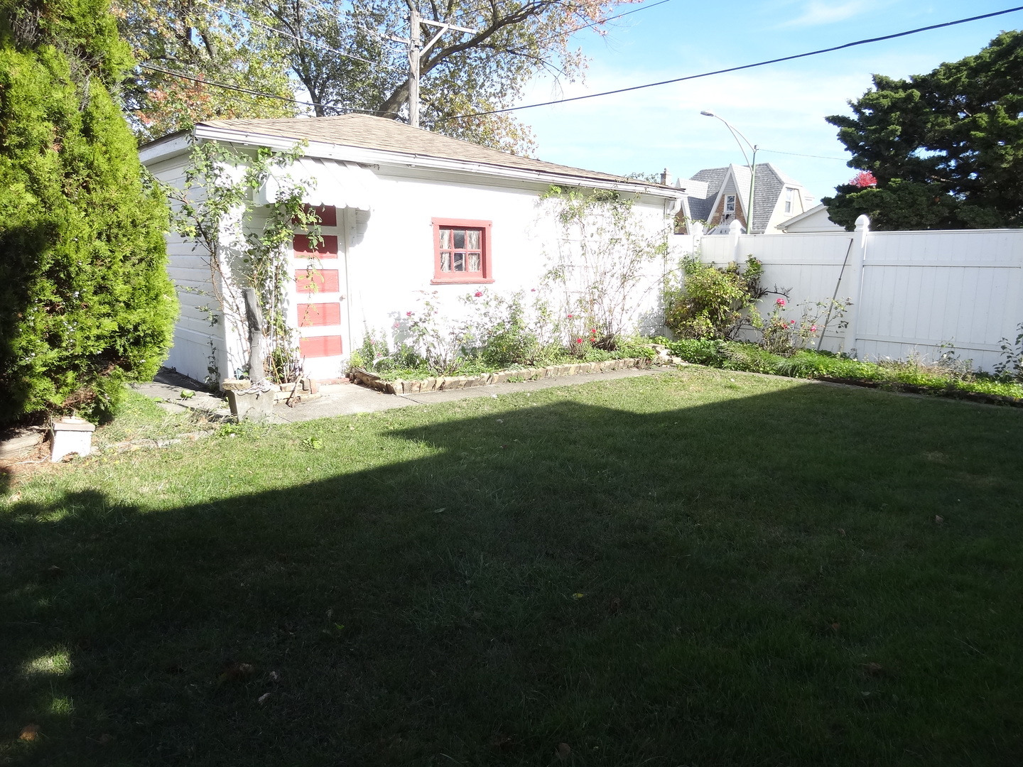 6934 W Oakdale Avenue, Chicago, IL 60634