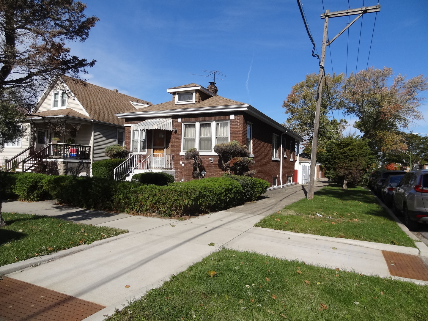 6934 W Oakdale Avenue, Chicago, IL 60634