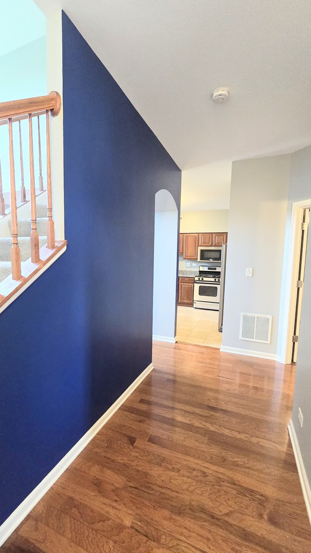 2366 Georgetown Circle #2366, Aurora, IL 60503