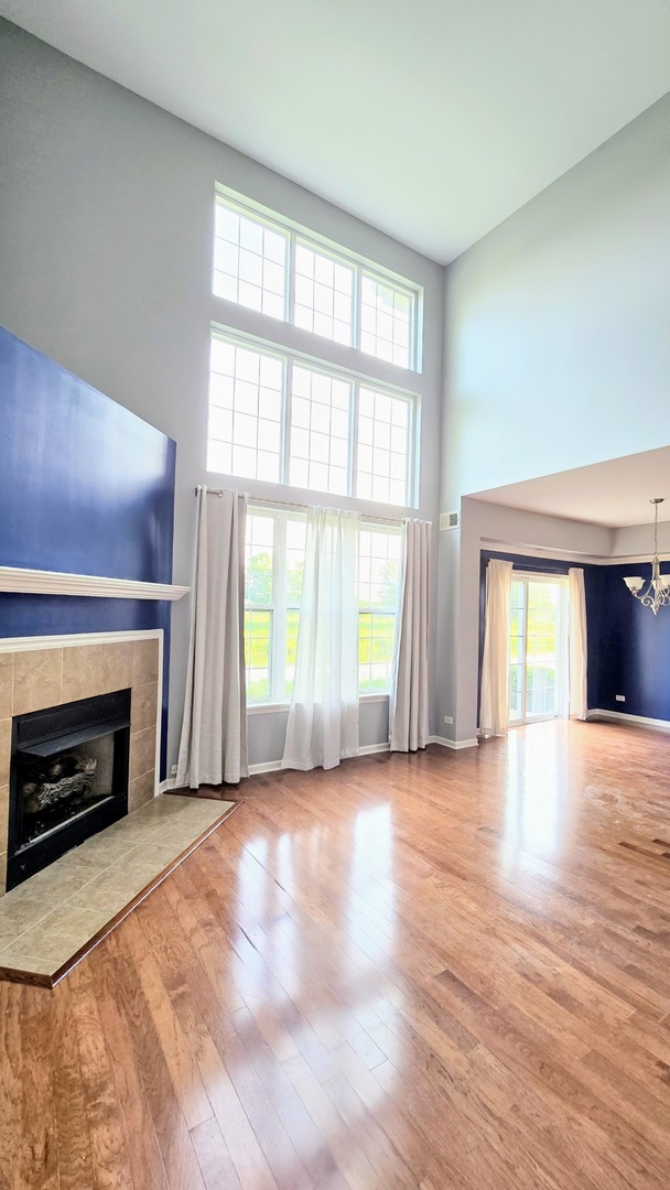 2366 Georgetown Circle #2366, Aurora, IL 60503