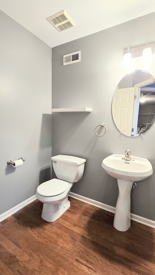 2366 Georgetown Circle #2366, Aurora, IL 60503