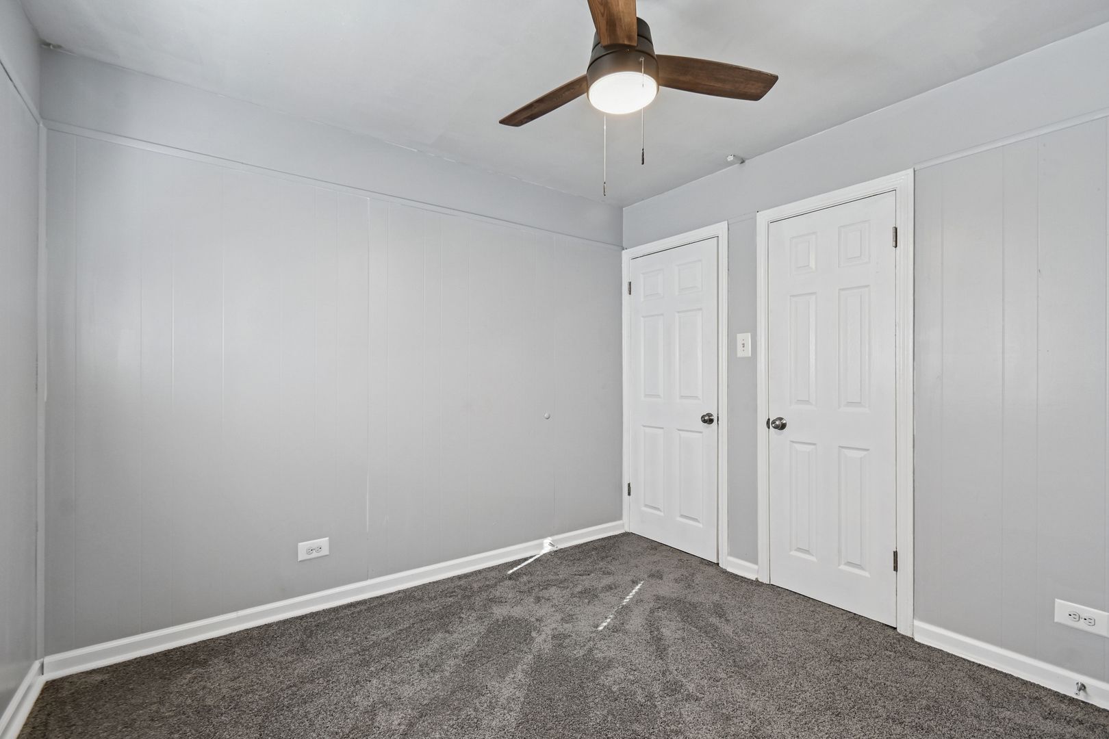 9556 S Bennett Avenue, Chicago, IL 60617