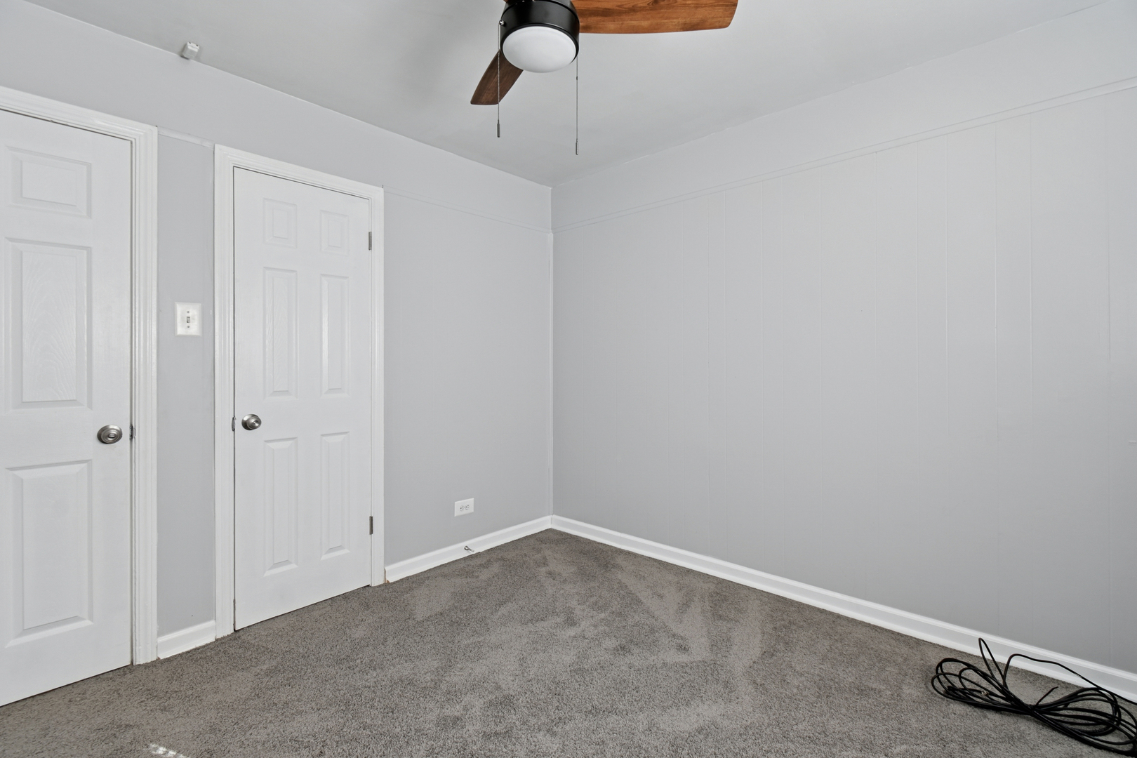 9556 S Bennett Avenue, Chicago, IL 60617