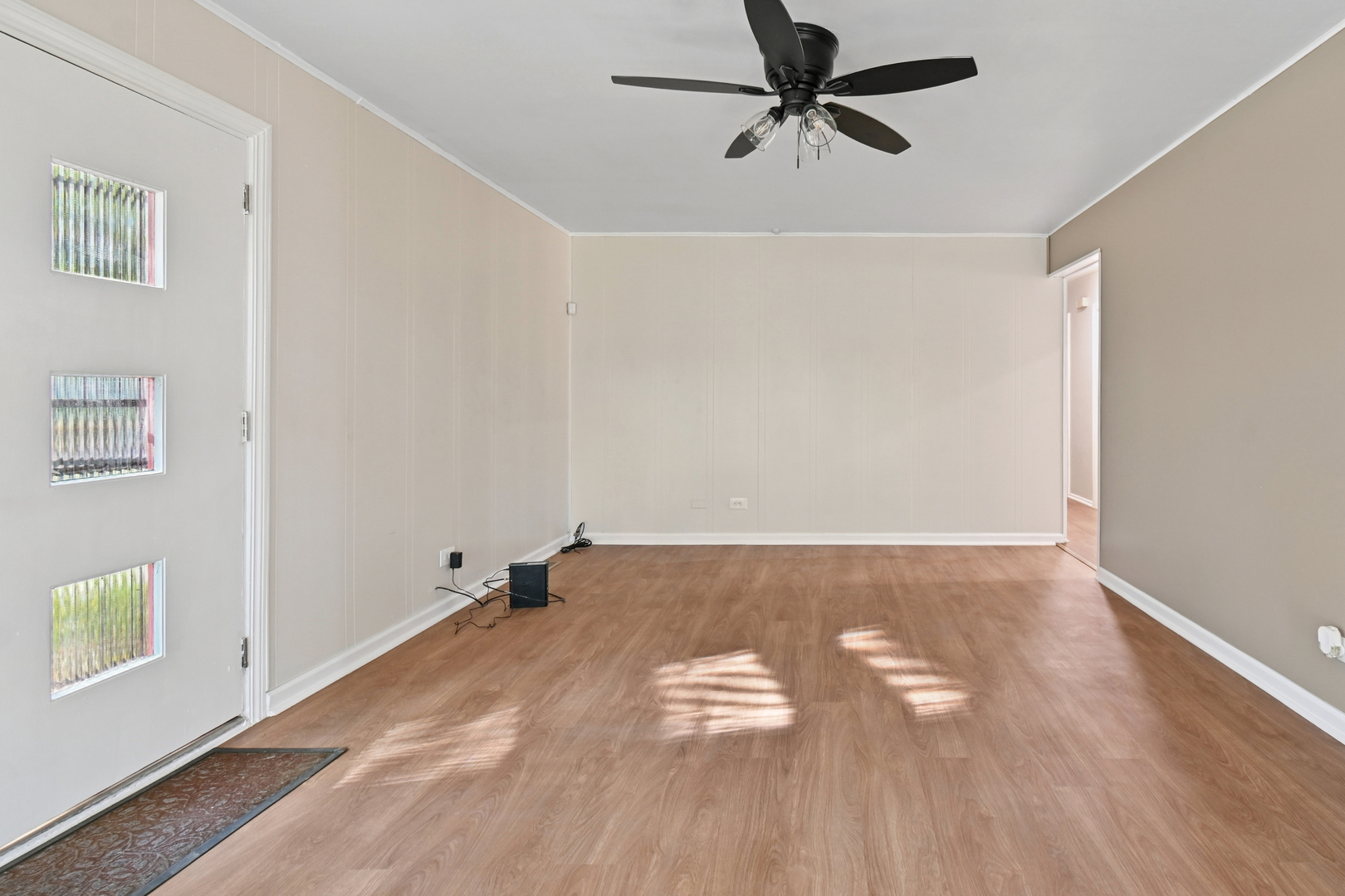 9556 S Bennett Avenue, Chicago, IL 60617