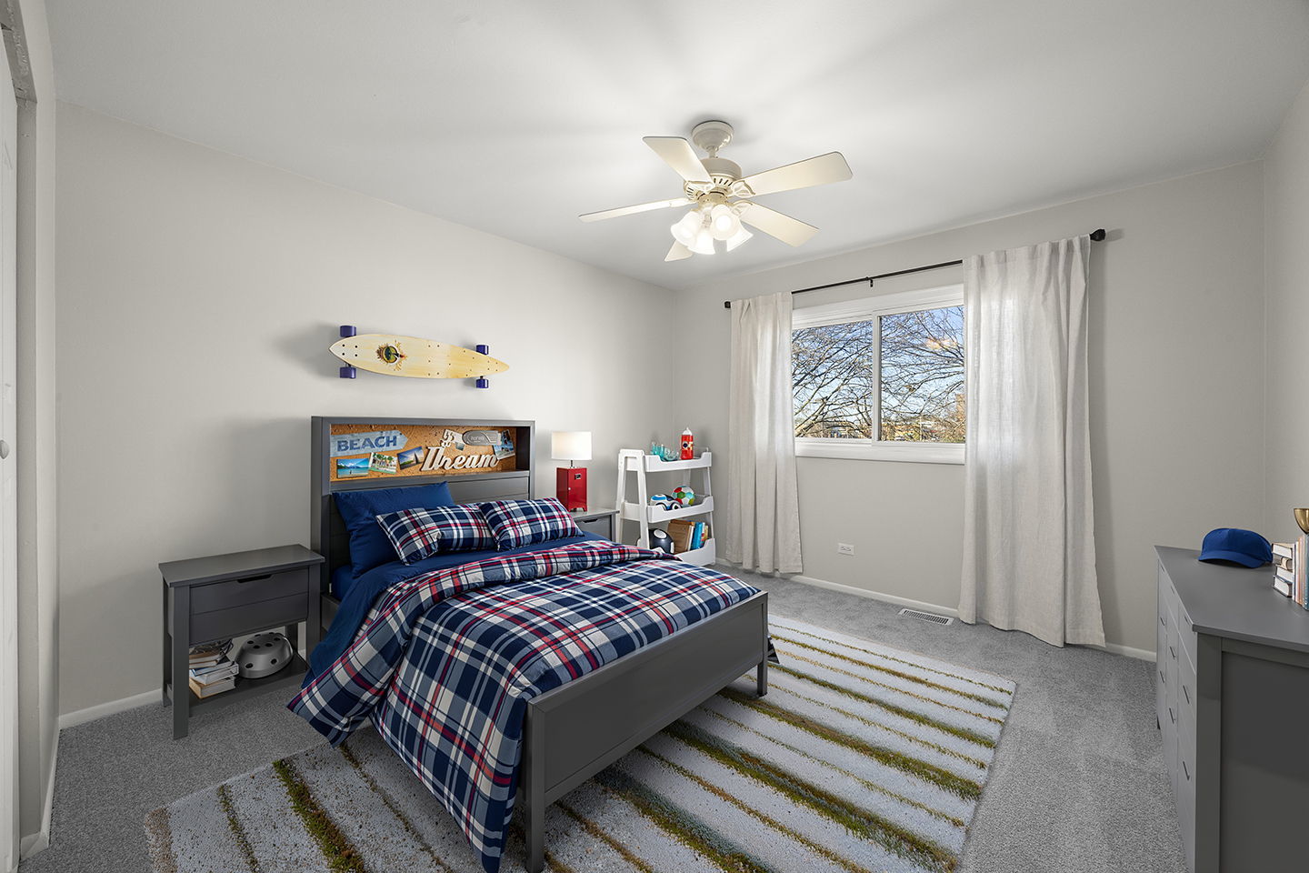 446 Manor Hill Lane, Lombard, IL 60148