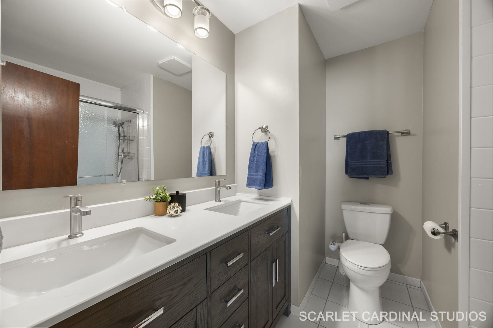 446 Manor Hill Lane, Lombard, IL 60148