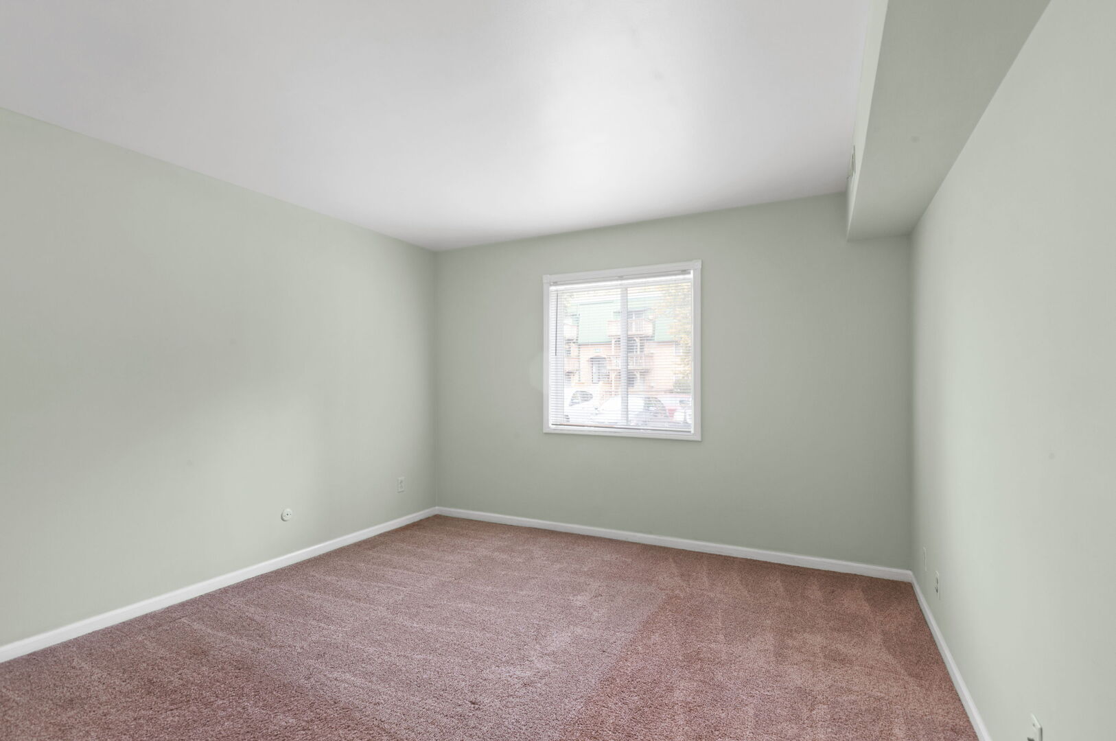 1962 Tall Oaks Drive #1B, Aurora, IL 60505