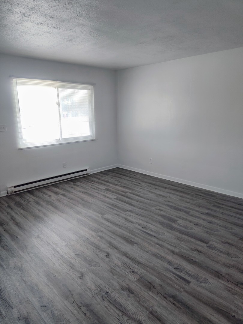1039 Sheridan Road #1, Winthrop Harbor, IL 60096