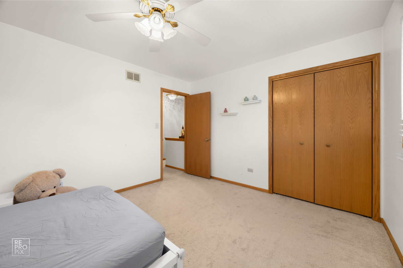 8313 Aster Lane, Tinley Park, IL 60477