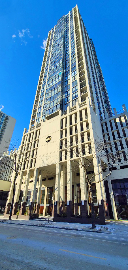 1122 N Clark Street, Chicago, IL 60610