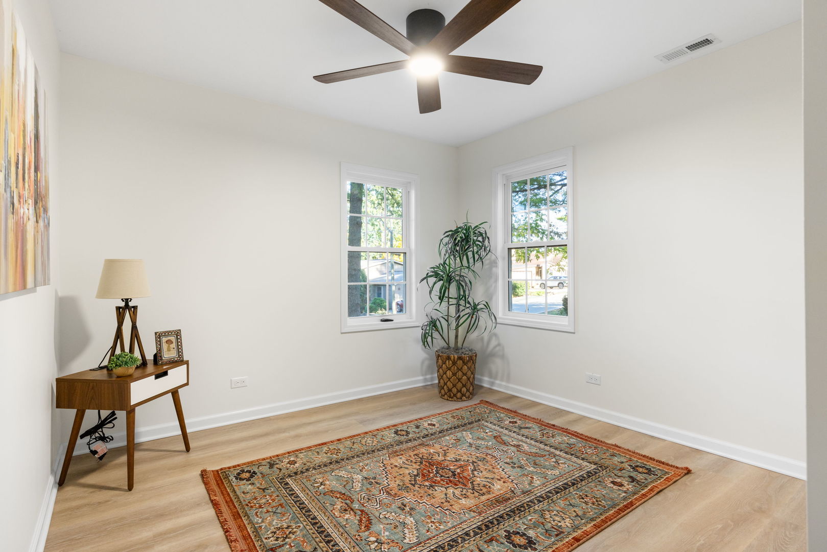 275 Indian Trail, Lake In The Hills, IL 60156