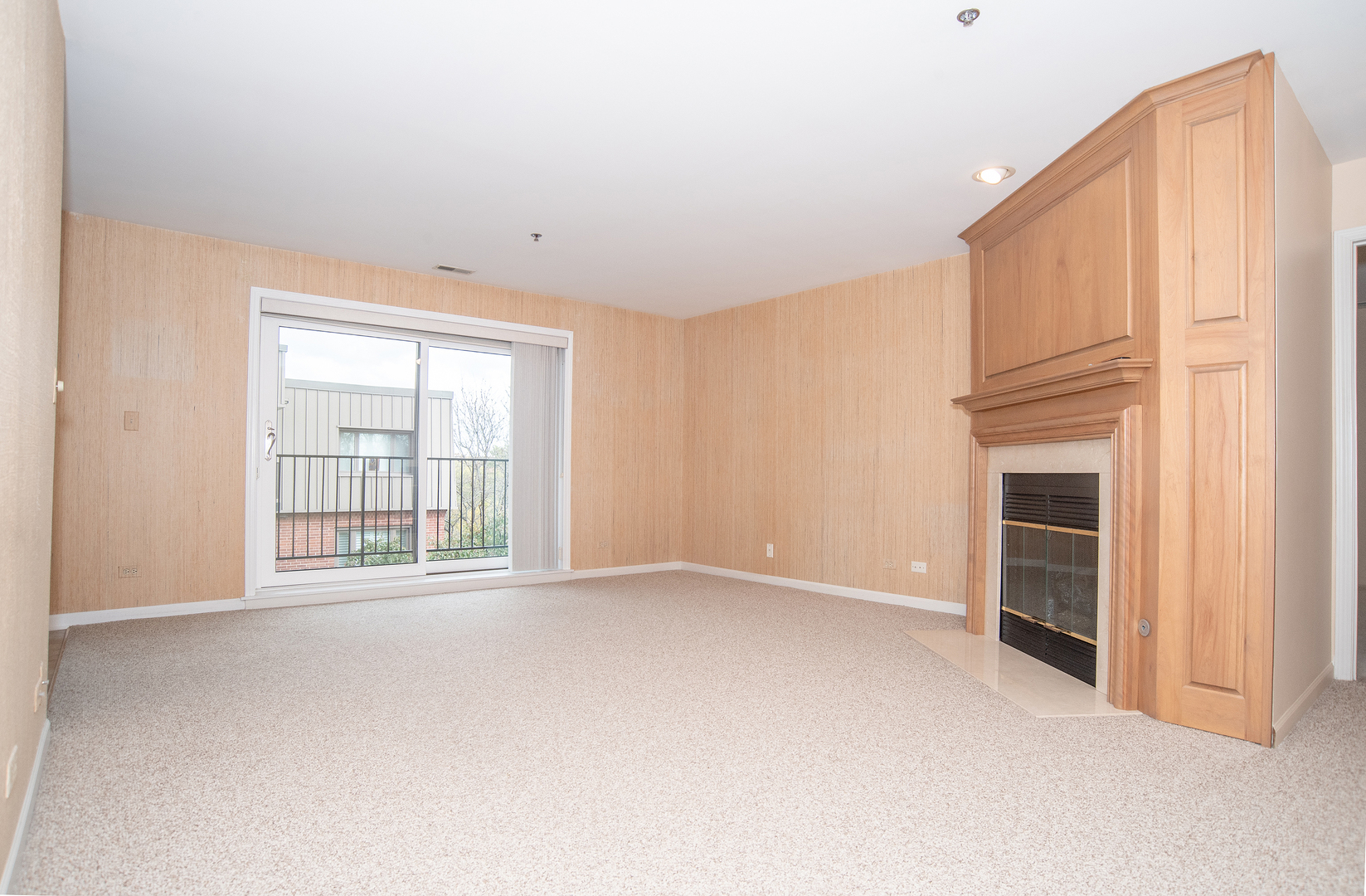 127 Acacia Circle #507, Indian Head Park, IL 60525