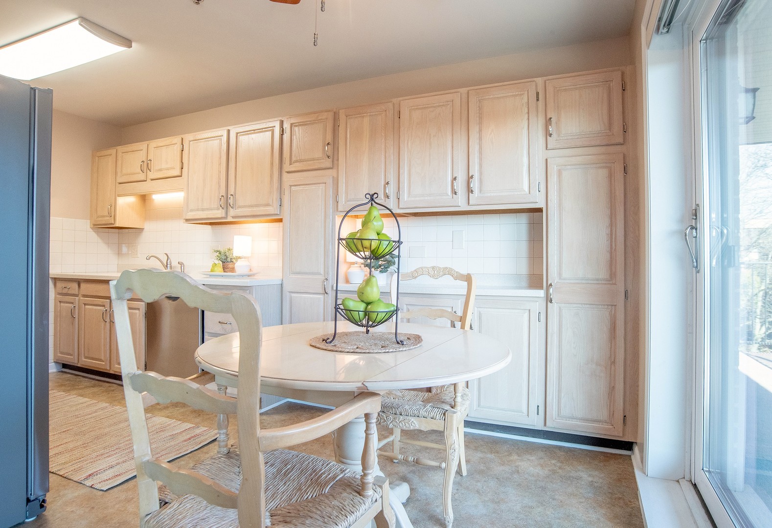 127 Acacia Circle #507, Indian Head Park, IL 60525