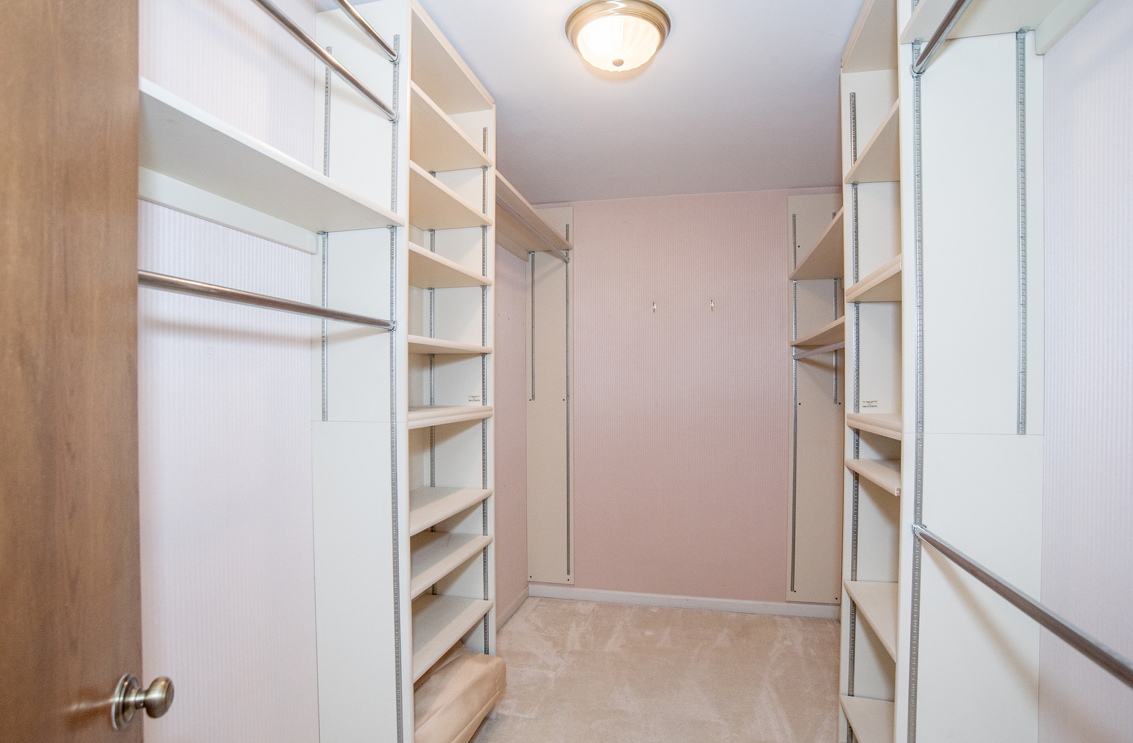 127 Acacia Circle #507, Indian Head Park, IL 60525