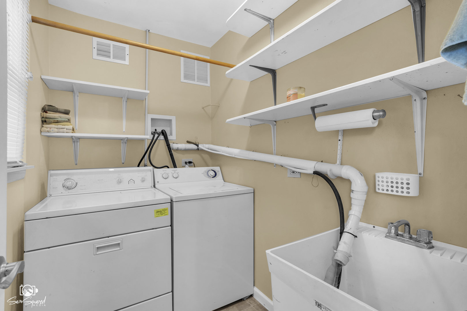 1603 Rickey Drive, Joliet, IL 60433