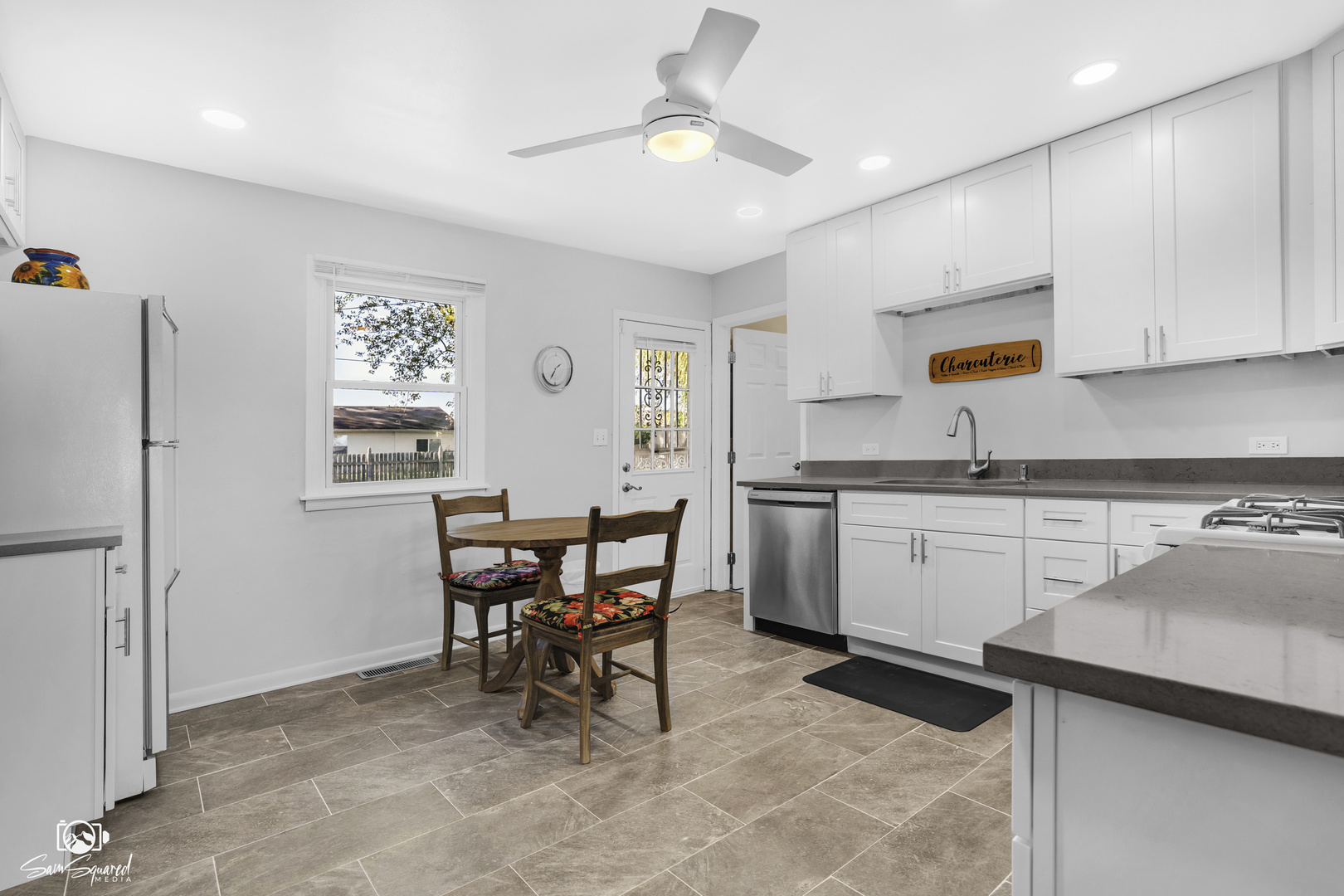 1603 Rickey Drive, Joliet, IL 60433