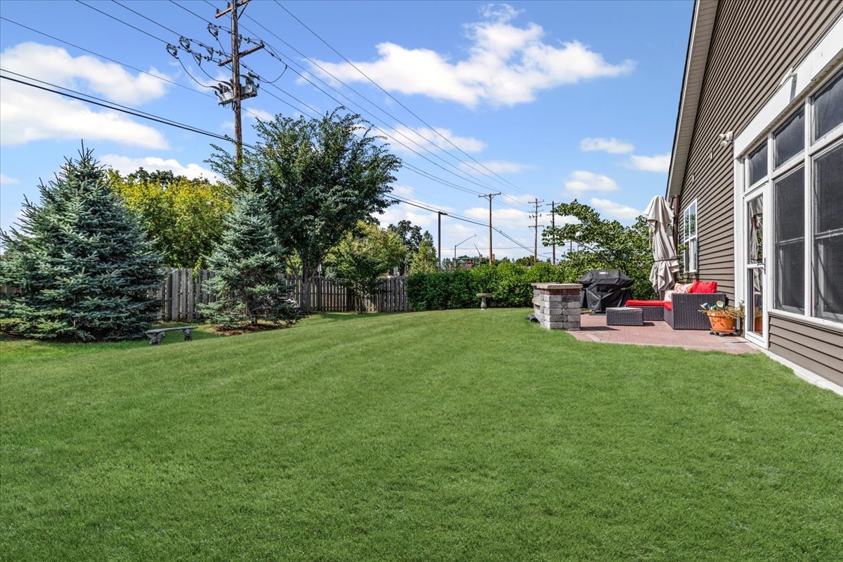 6359 Doral Drive, Gurnee, IL 60031