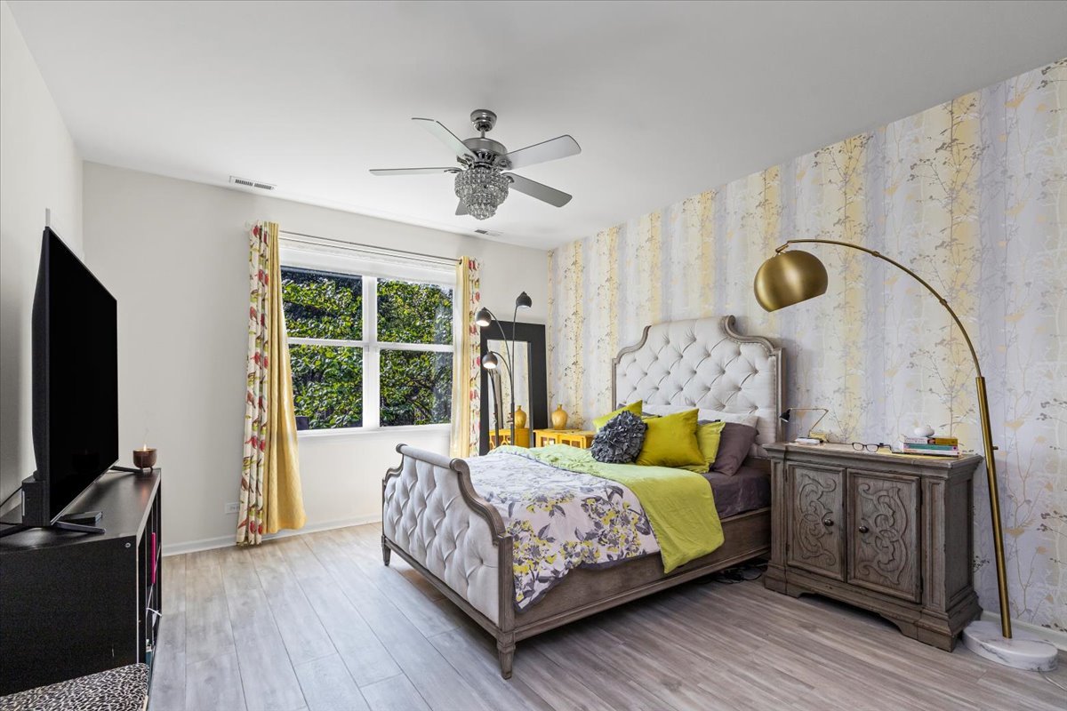 6359 Doral Drive, Gurnee, IL 60031