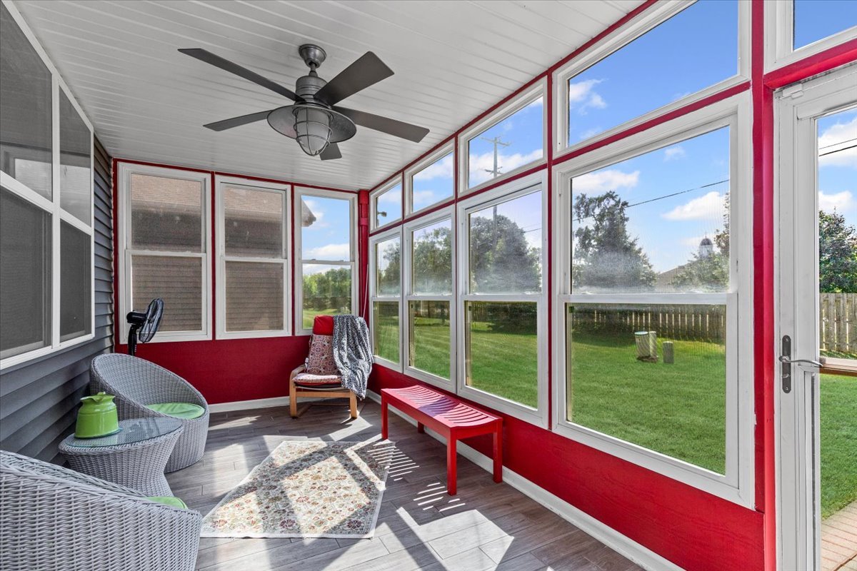 6359 Doral Drive, Gurnee, IL 60031